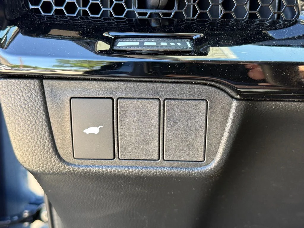 Certified Used 2026  Honda EX-L image 28