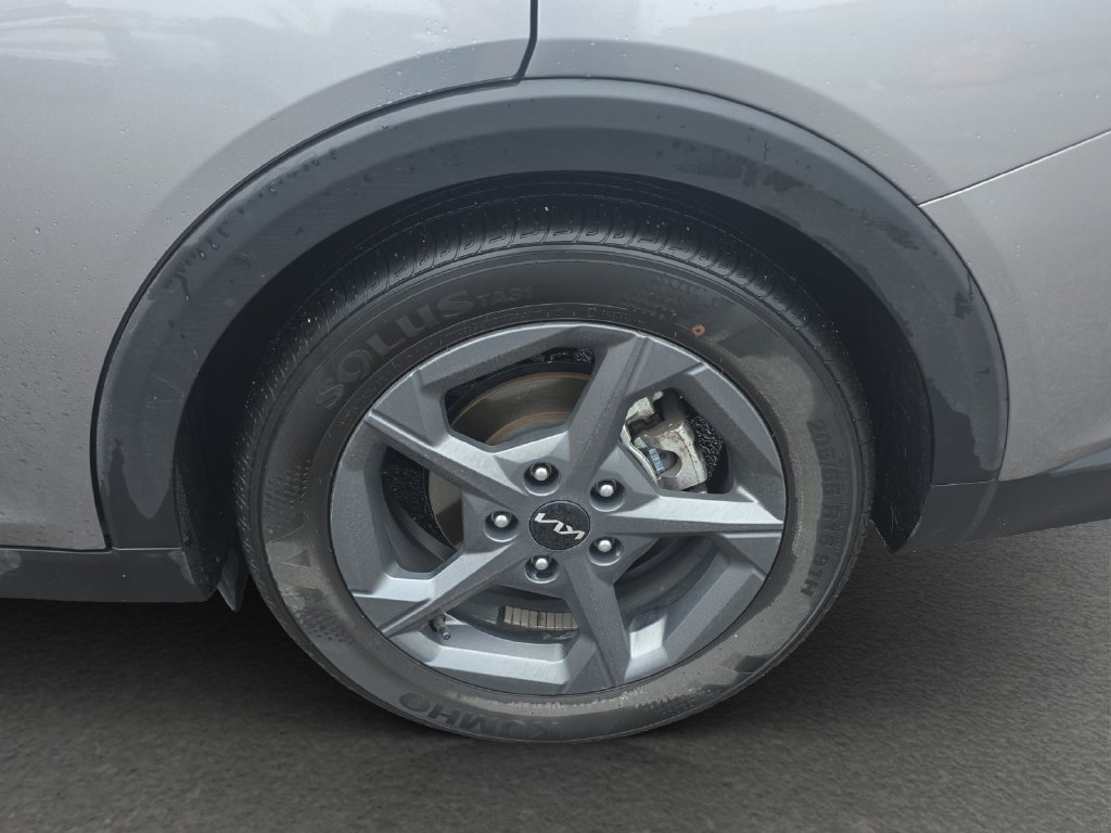 2025 Kia K4 LXS - Photo 5
