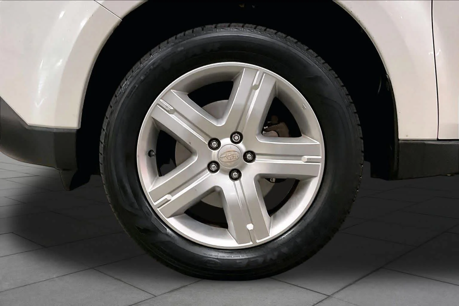 Used 2010 Satin White Pearl Subaru 2.5X Limited image 10