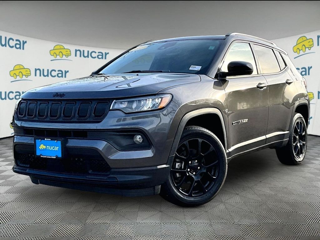 Used 2022 Gray Jeep Altitude image 3