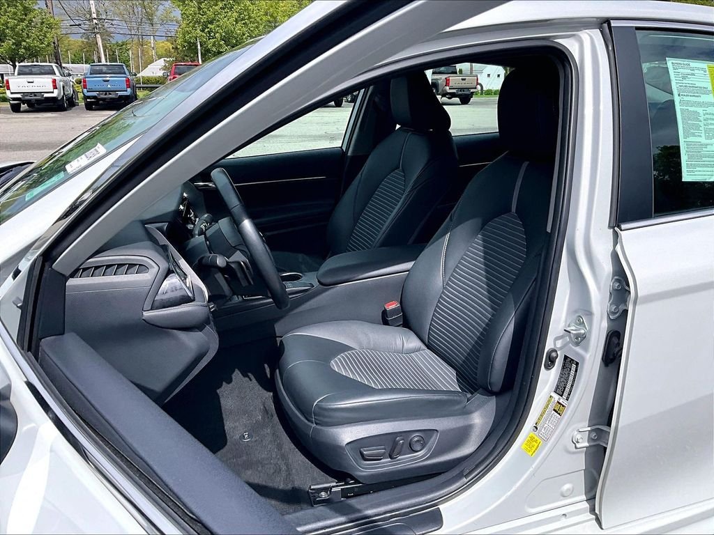 Used 2024 White Toyota SE image 10