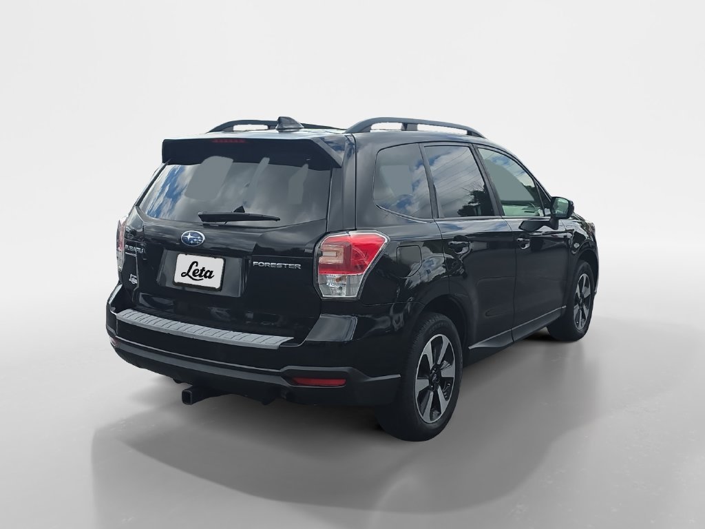 Used 2018 Crystal Black Silica Subaru 2.5i Premium image 4