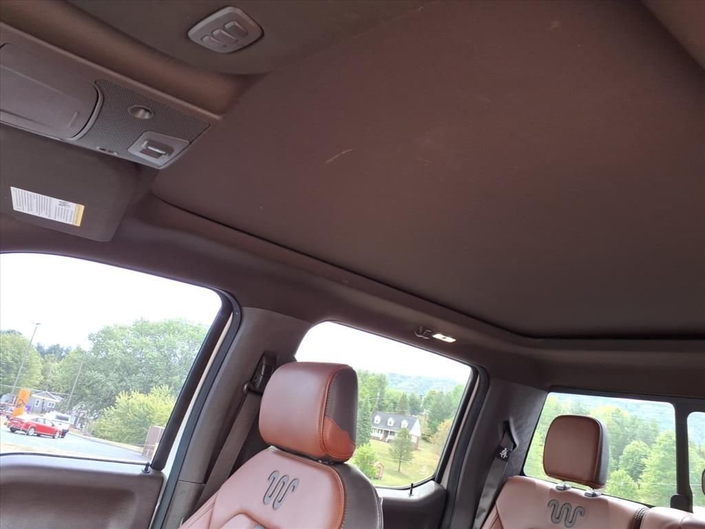 Used 2018 White Platinum Clearcoat Metallic Ford King Ranch image 7