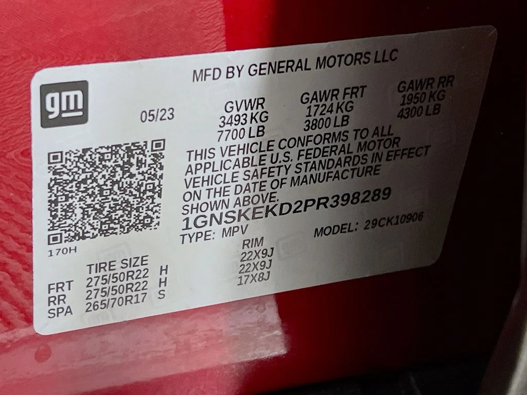 Used 2023 Red Chevrolet RST image 34