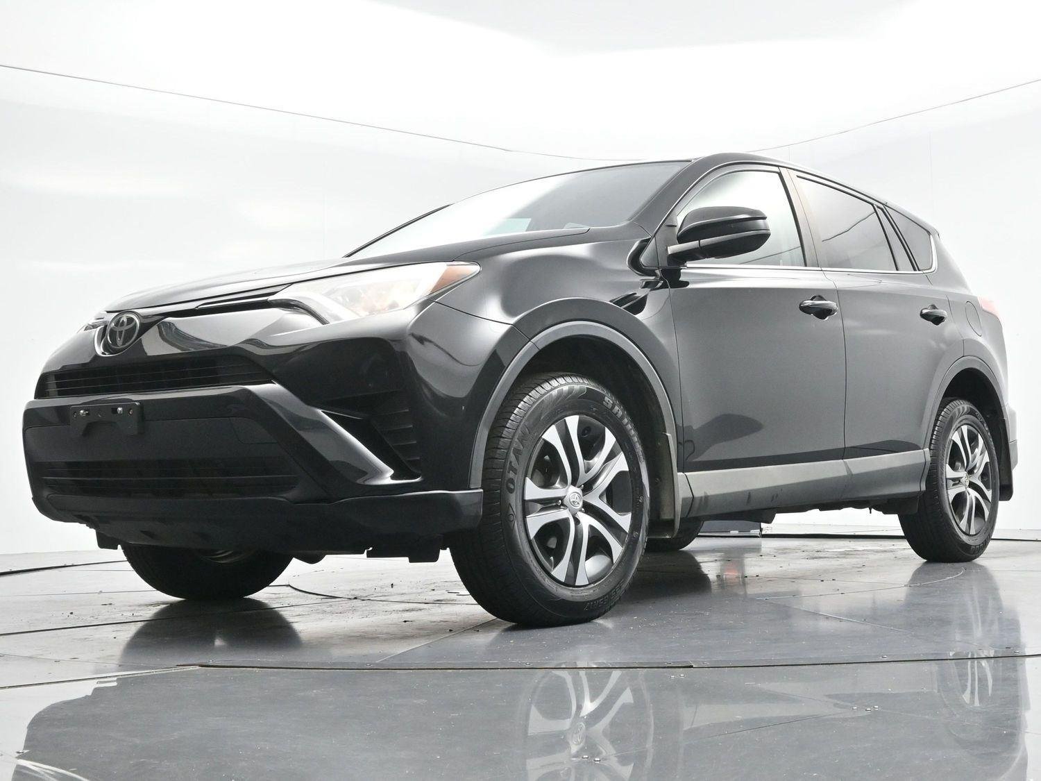Used 2018 Black Toyota LE image 41