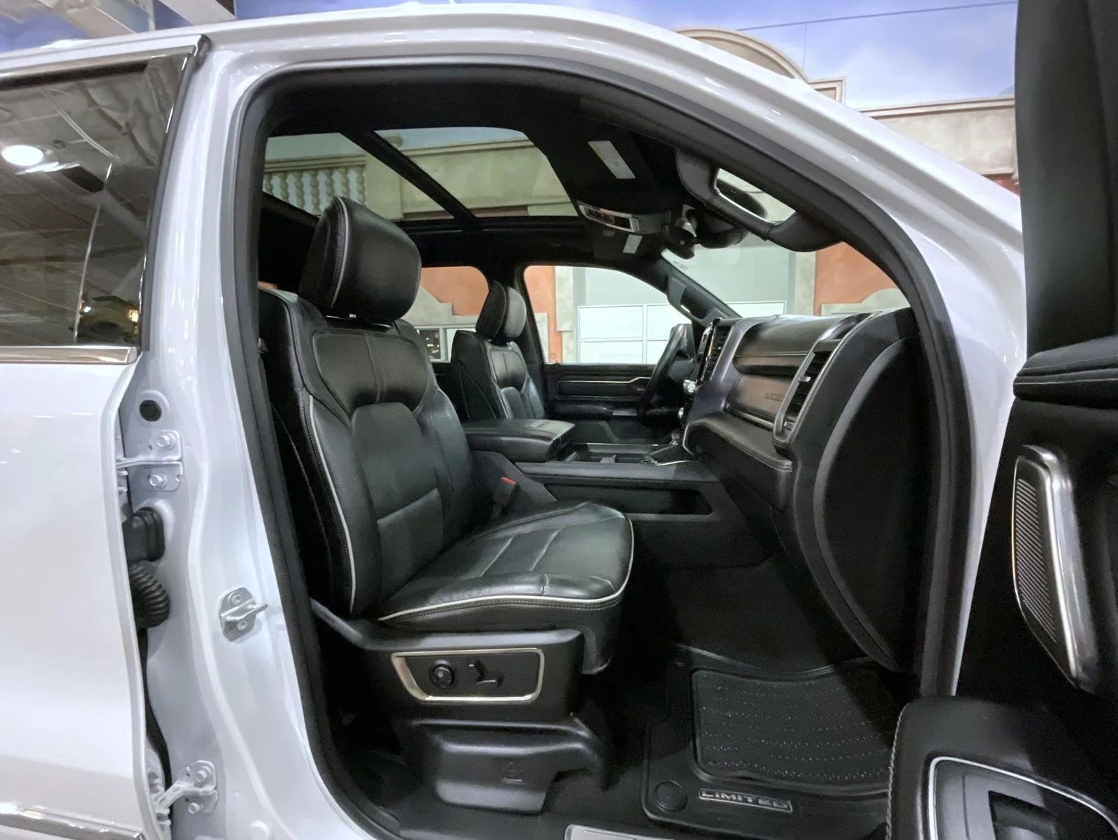 Used 2020 White Ram Limited image 15