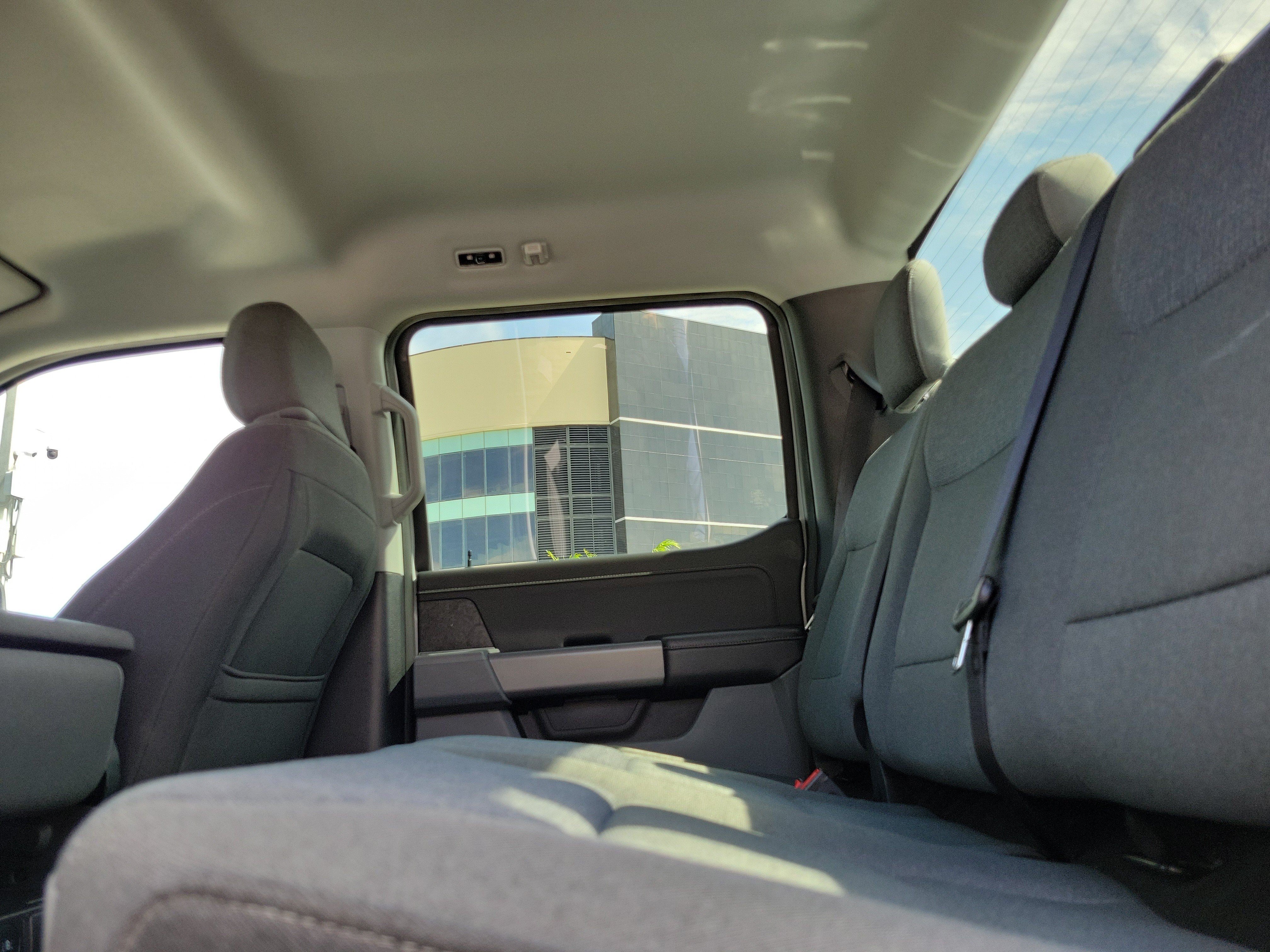 Used 2025 Agate Black Metallic Ford XLT image 10