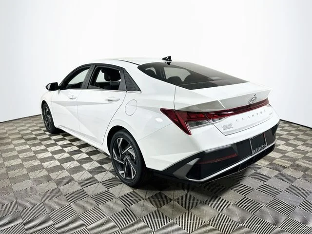 New 2026 Hyundai ELANTRA Limited
