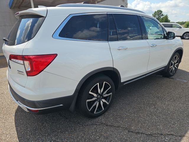 Used 2021 White Honda Touring image 9