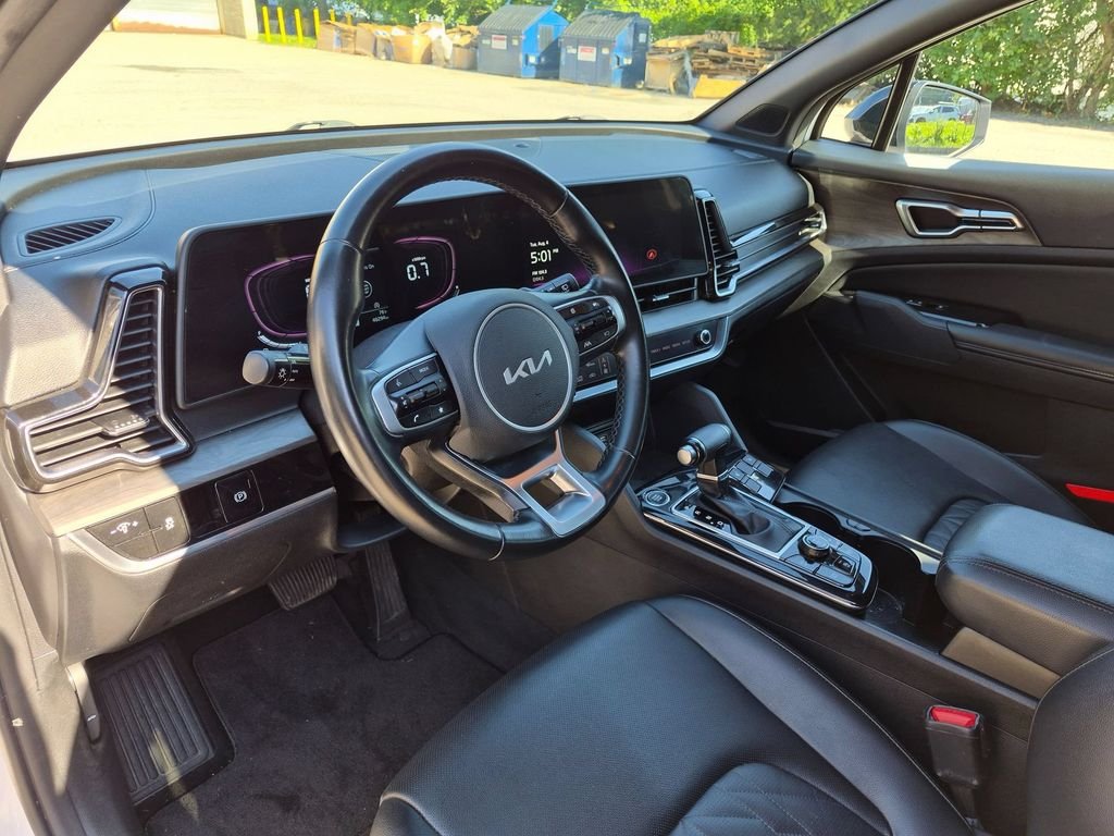 Used 2023 White Kia X-Line image 12