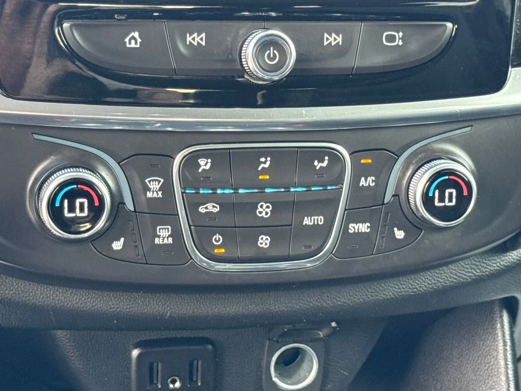 Used 2019 Summit White Chevrolet 3LT image 48