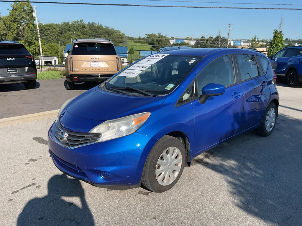 Used 2016 Metallic Blue Nissan SV image 4