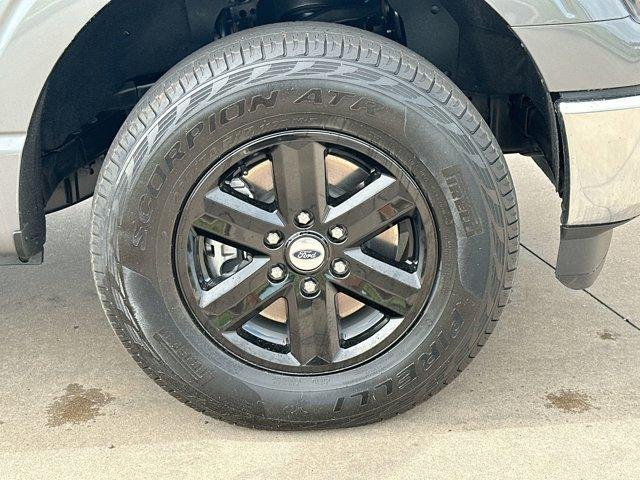 Used 2023 Gray Ford XL image 10