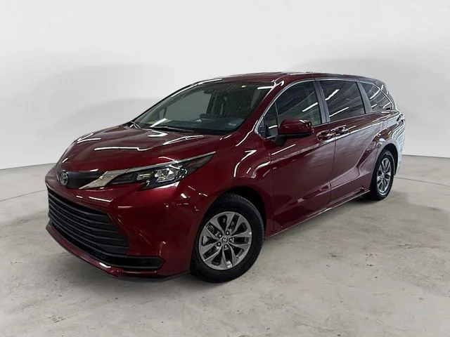 Pre-Owned 2024 Toyota Sienna LE AWD 4D Passenger Van