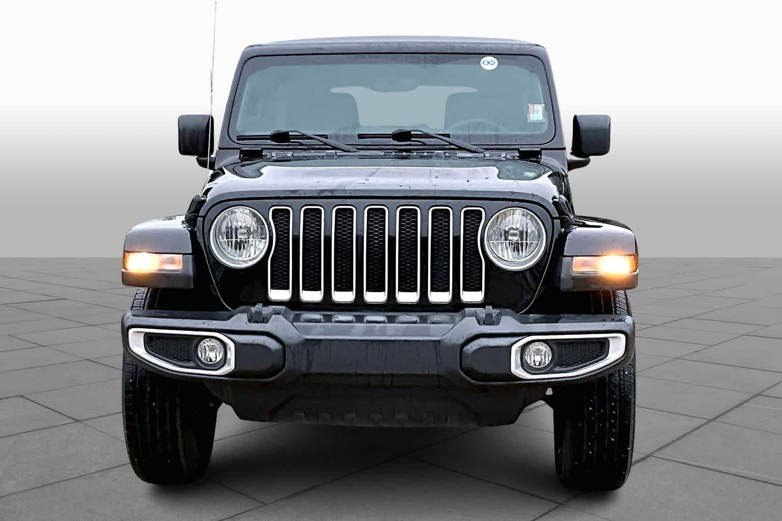 Used 2023 Black Clearcoat Jeep Sahara image 4