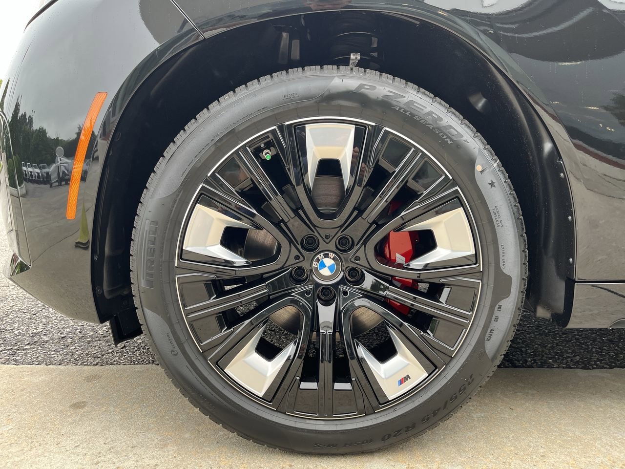 New 2026 Black Sapphire Metallic BMW 30 xDrive image 13