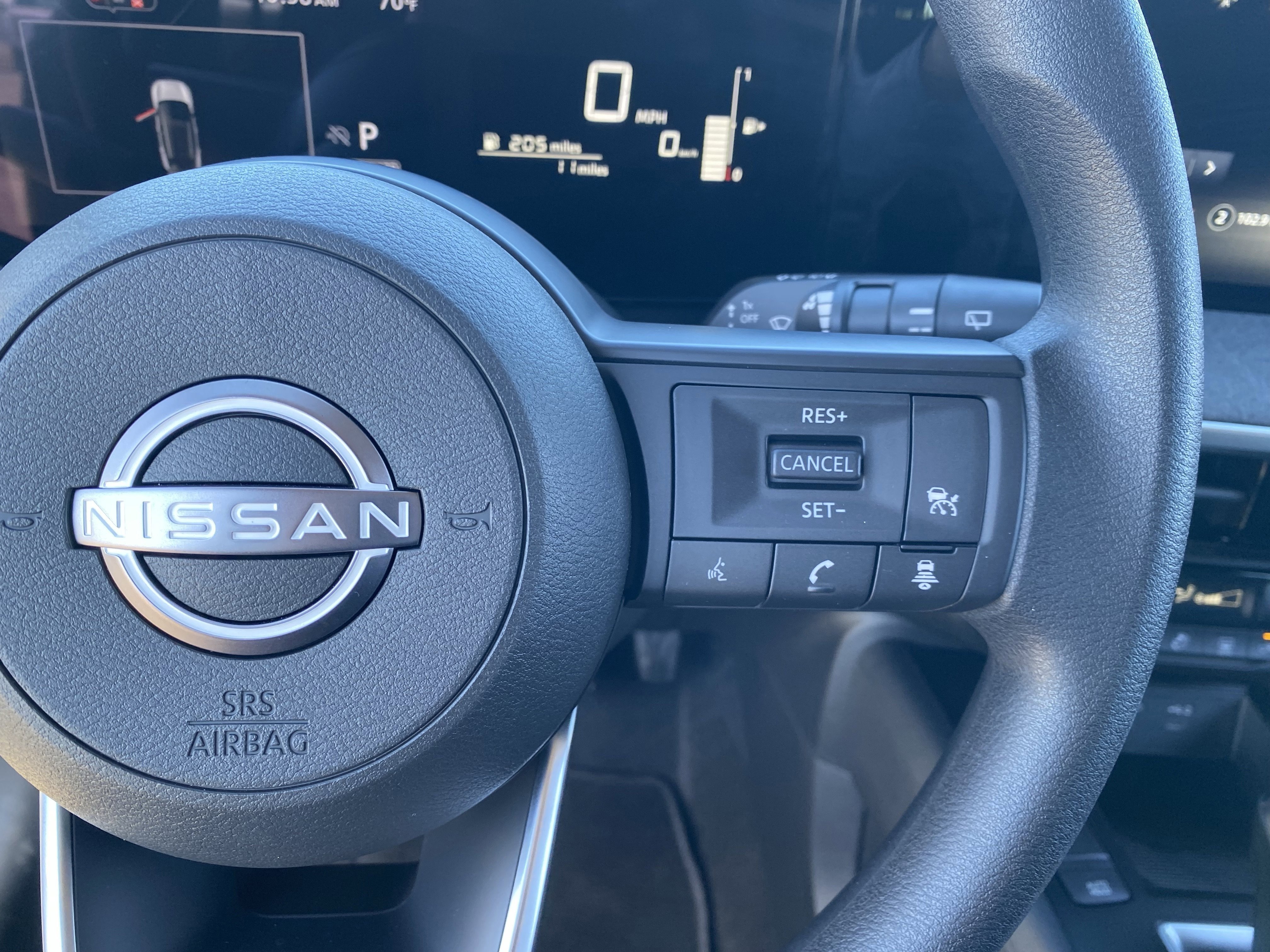 New 2026 Aspen White TriCoat / Super Black Two-tone Nissan SV image 17