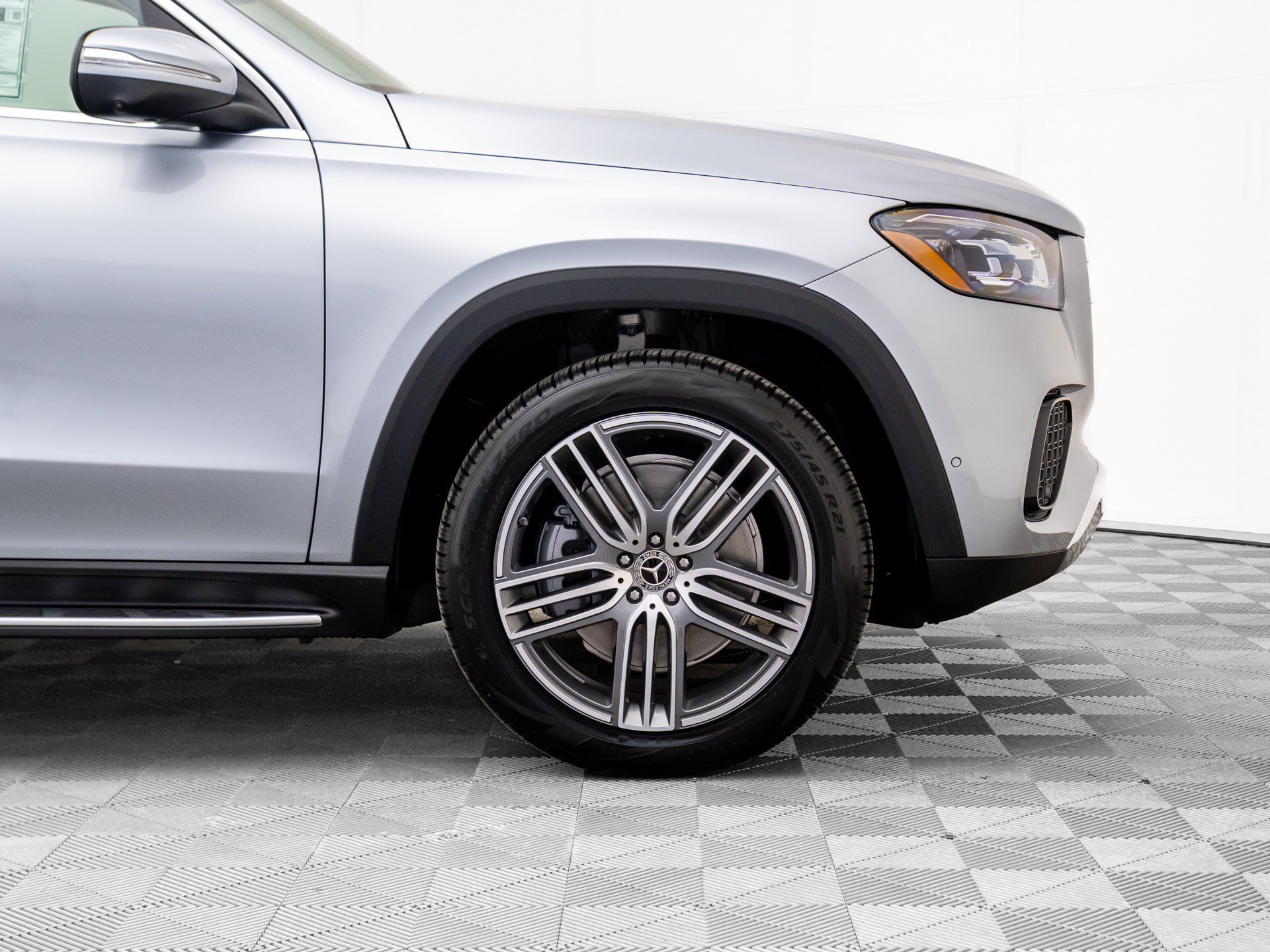 New 2026 Silver Mercedes-Benz GLS 450 image 75