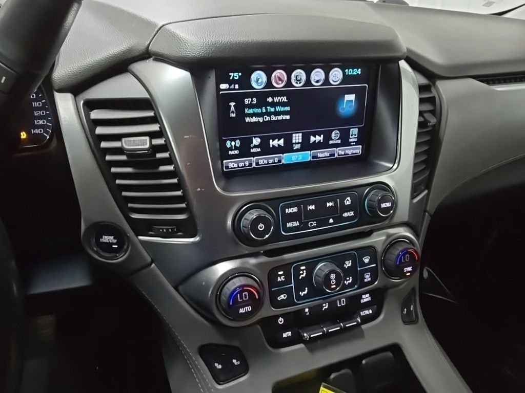 Used 2019 Silver Chevrolet LT image 28