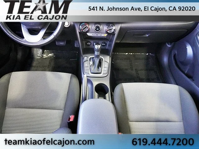 Used 2018 White Hyundai SEL image 23