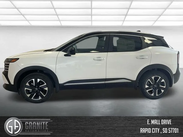 2025 Nissan Kicks SV AWD - Photo 9