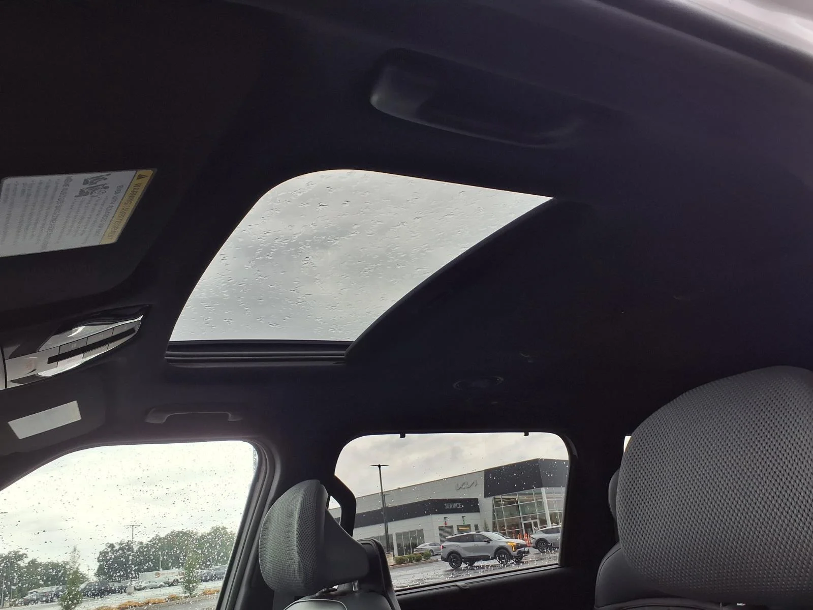 New 2027 Glacial White Pearl Kia X-Line SX image 16