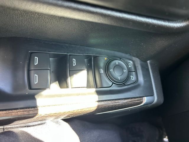 Used 2021 Gray Chevrolet LT image 31