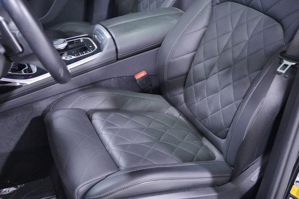 Certified Used 2024 Carbon Black Metallic BMW xDrive40i image 8