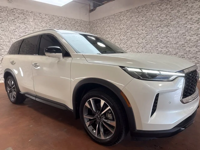 2023 INFINITI QX60 LUXE