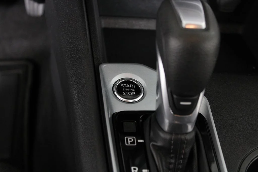 2025 Nissan Altima SV - Photo 23