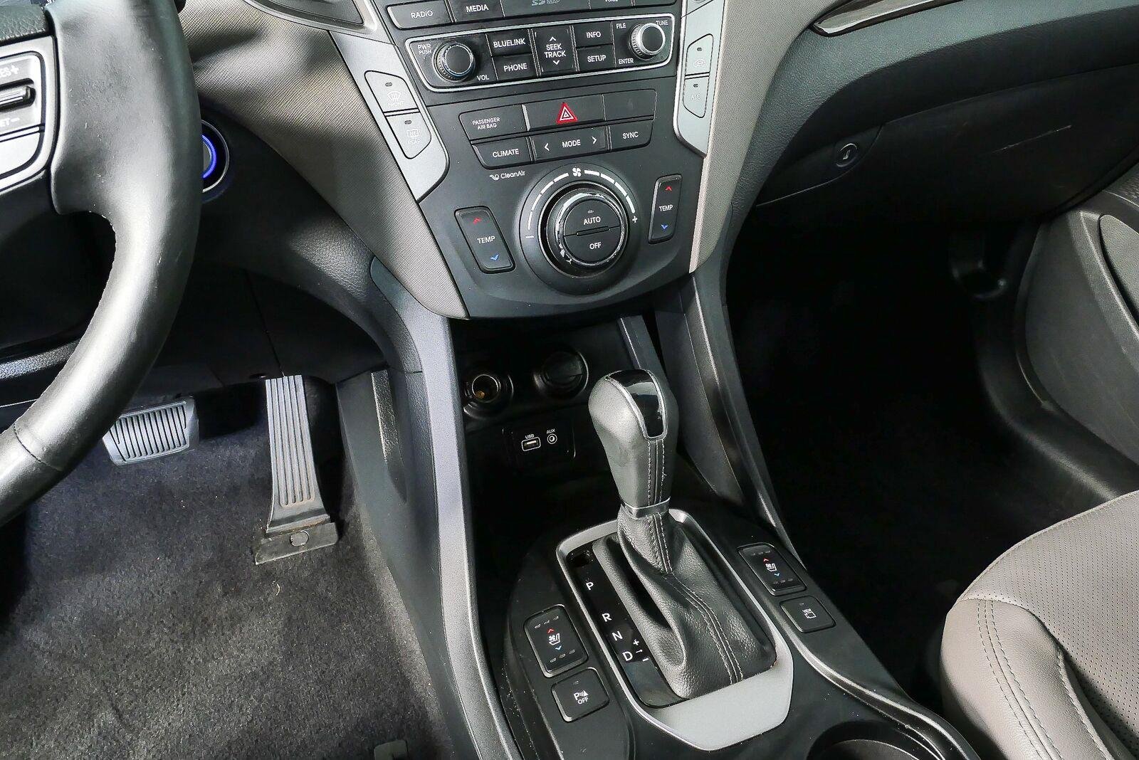 Used 2017 Twilight Black Hyundai 2.4L image 19