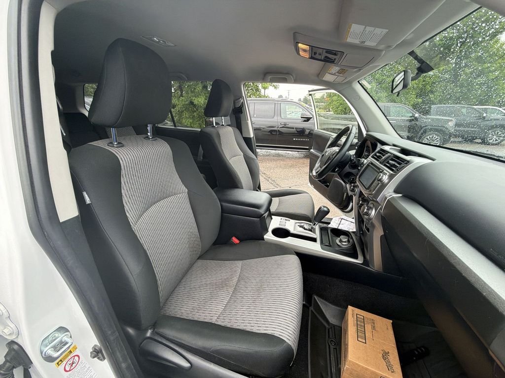 Used 2019 White Toyota SR5 image 24