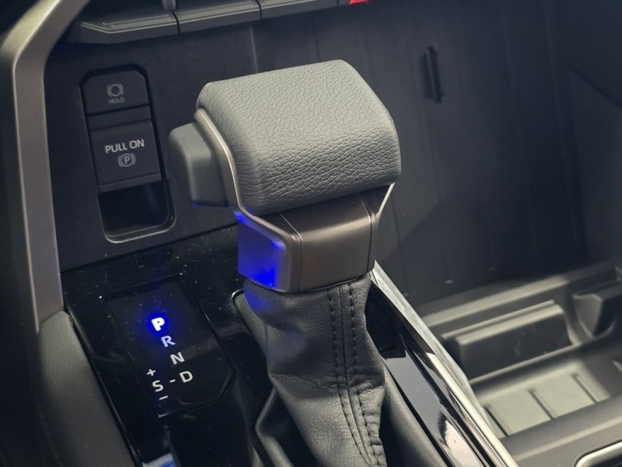 2026 Toyota Tundra Limited - Photo 30