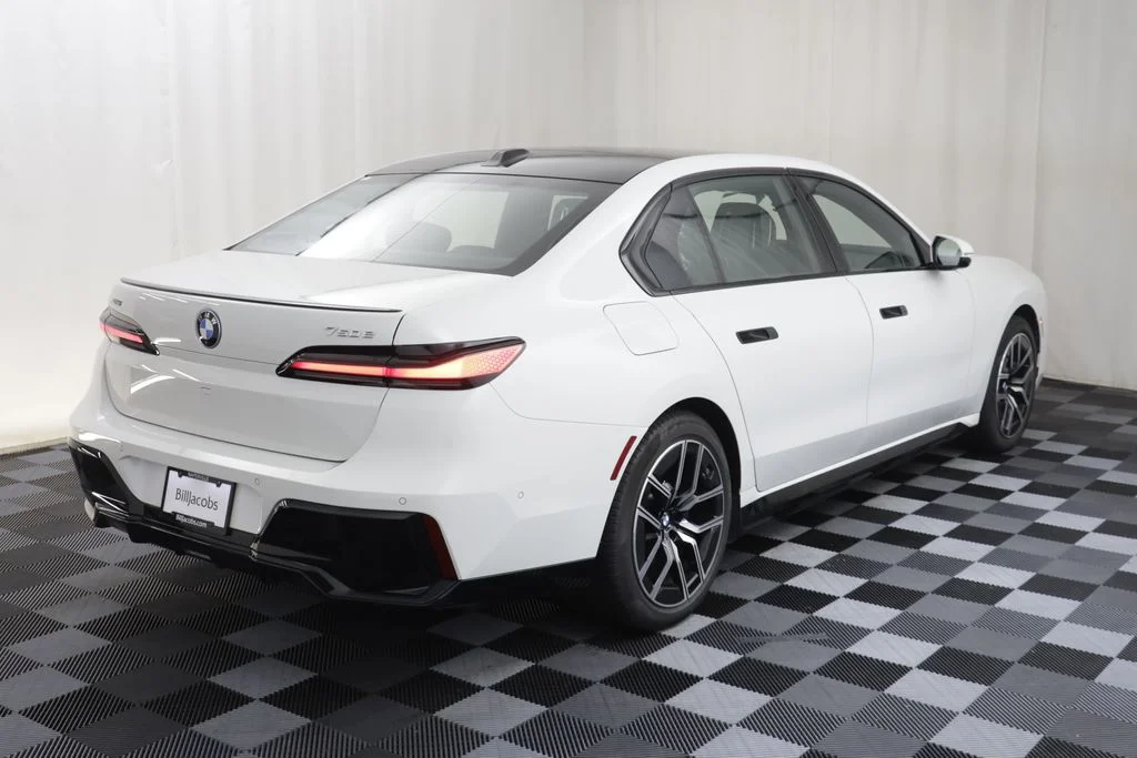 Certified Used 2026 White BMW 750e xDrive image 20