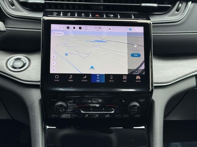 Used 2023 Gray Jeep Limited image 18