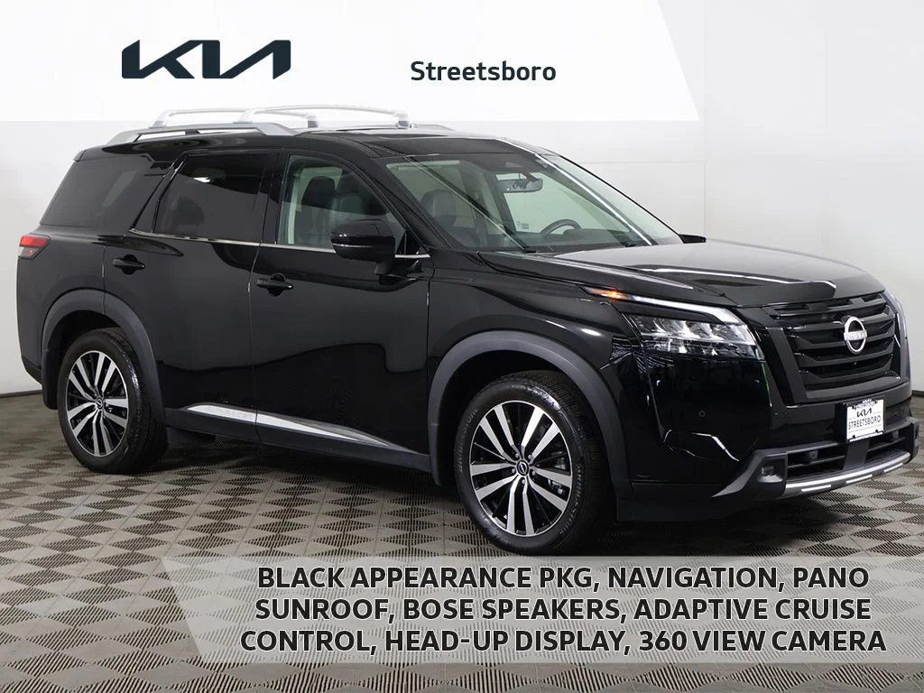 2024 Nissan Pathfinder Platinum 4WD's photo