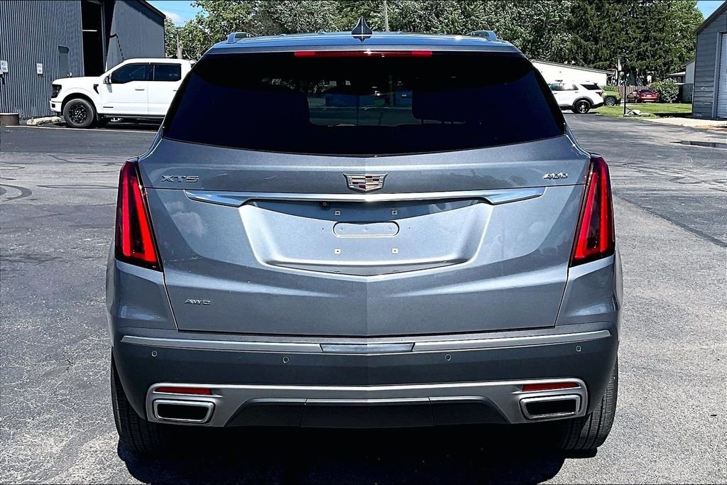Used 2021 Satin Steel Metallic Cadillac Premium Luxury image 8