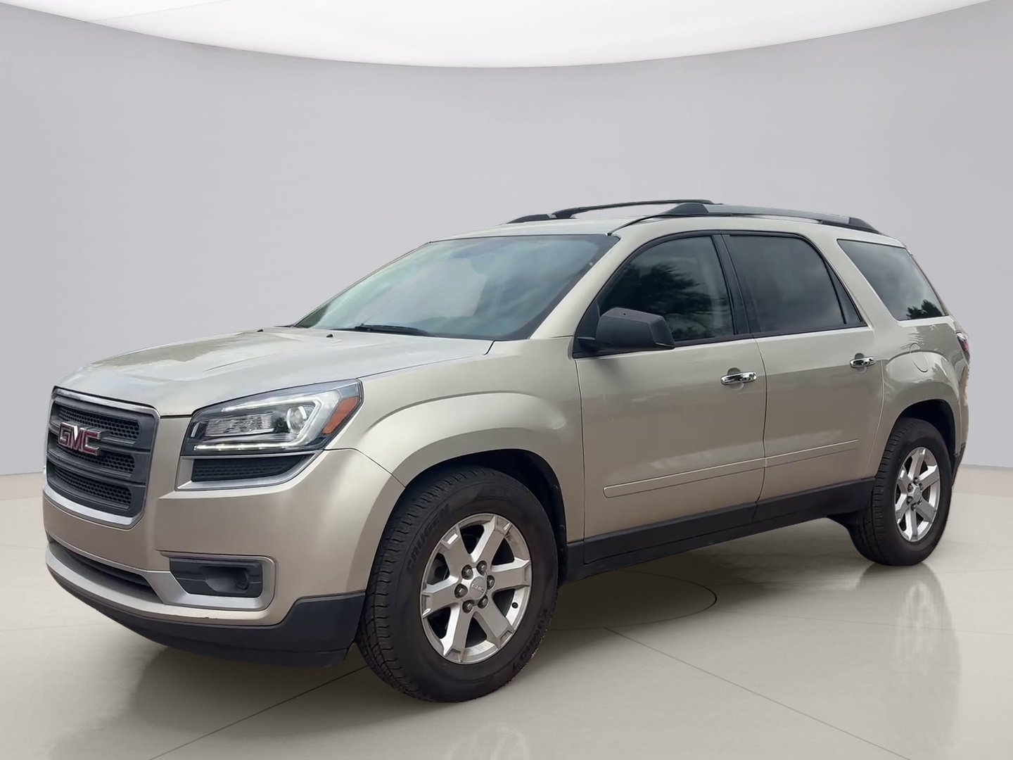 Used 2014 Gold Gmc SLE image 1