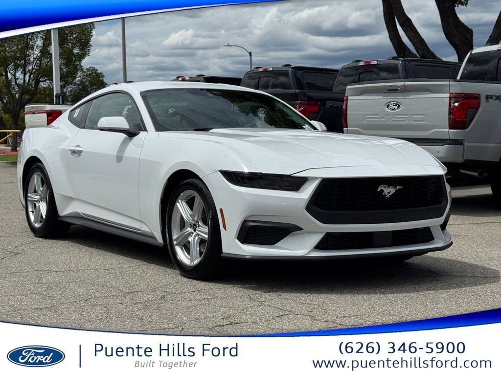 2026 Ford Mustang EcoBoost Fastback's photo
