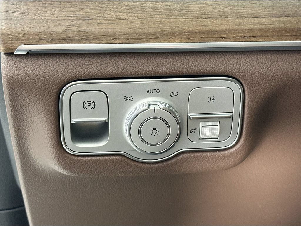 New 2026 Polar White Mercedes-Benz GLE 450 image 44
