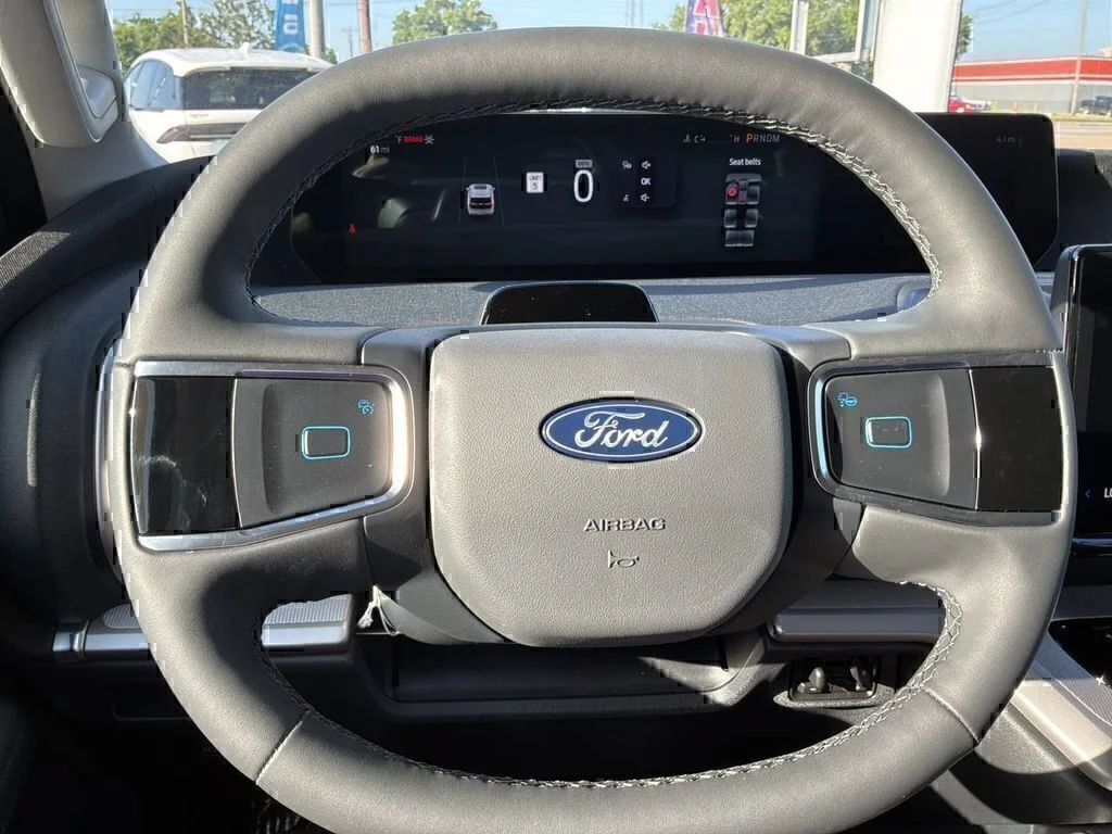 New 2026 Oxford White Ford Active image 13