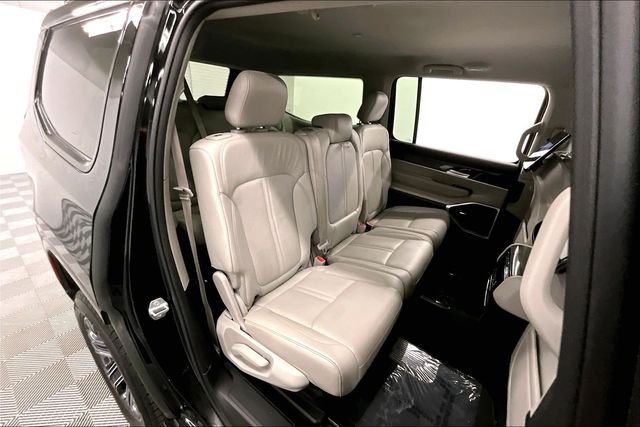 2022 Jeep Wagoneer Series III - Photo 23