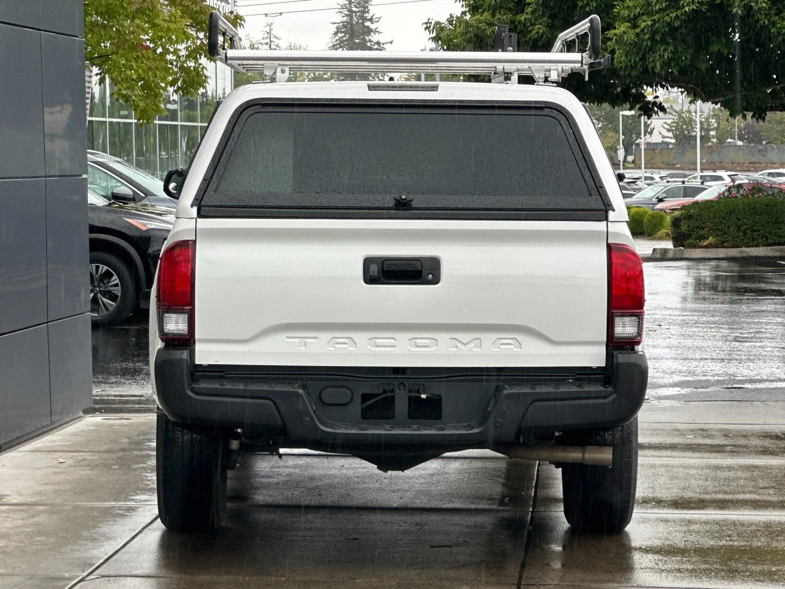 Used 2023 Ice Toyota SR image 4