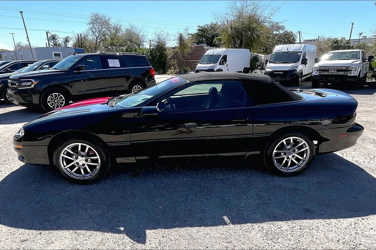 Used 2002  Chevrolet Z28 image 24
