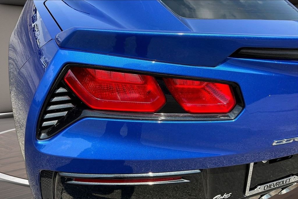 Used 2019 Blue Chevrolet Stingray image 24