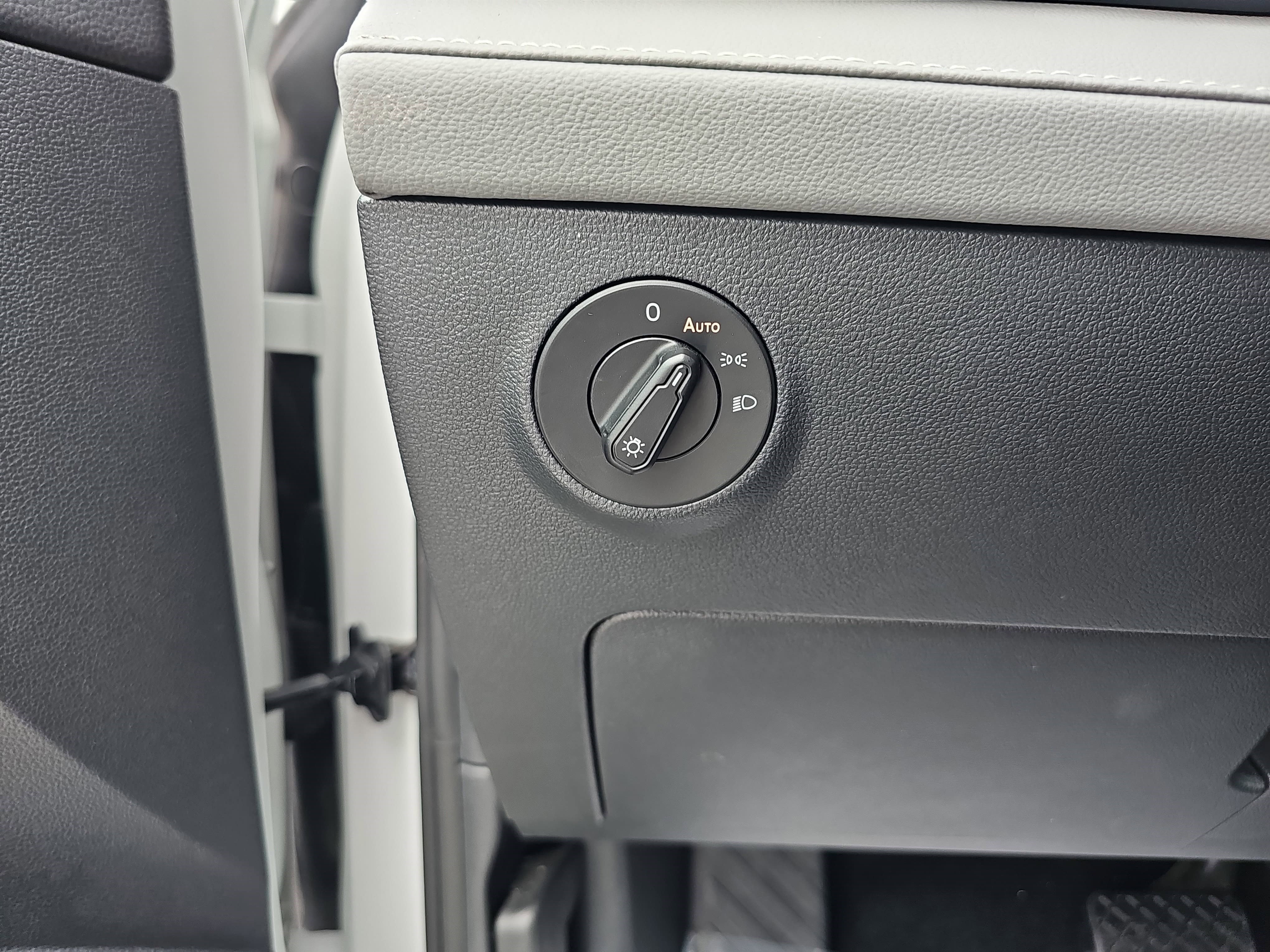 2024 Volkswagen Taos SE - Photo 26