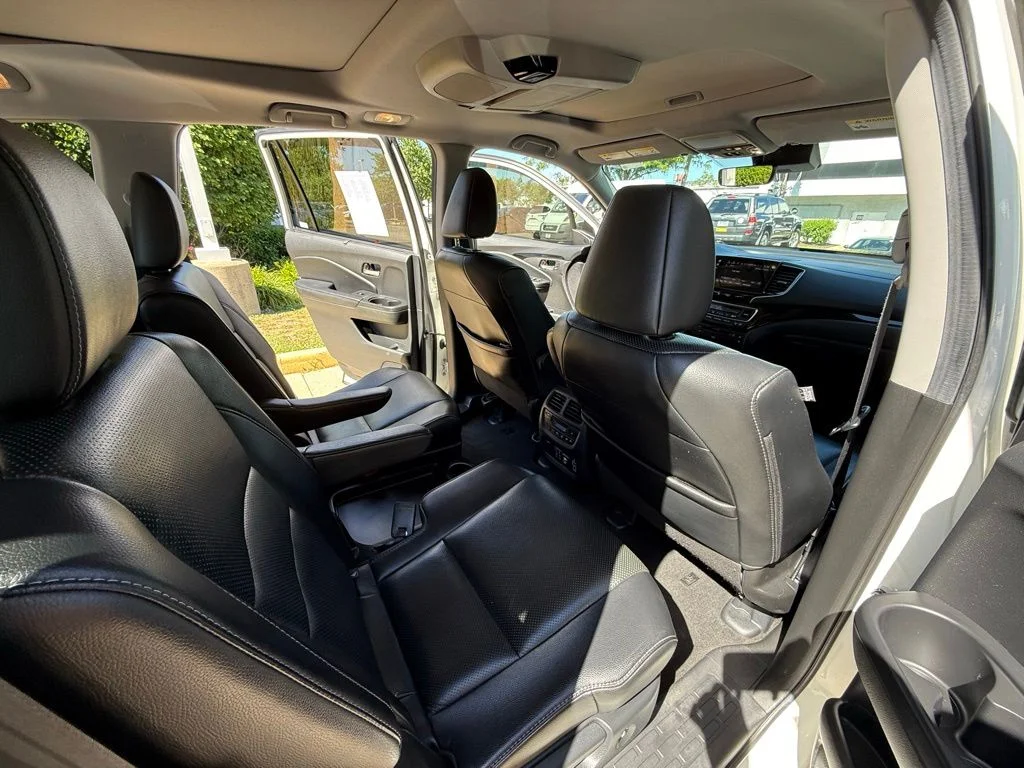 Used 2019  Honda Elite image 28
