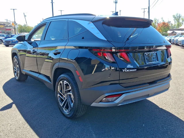 New 2026 Black Hyundai SEL Plus image 3