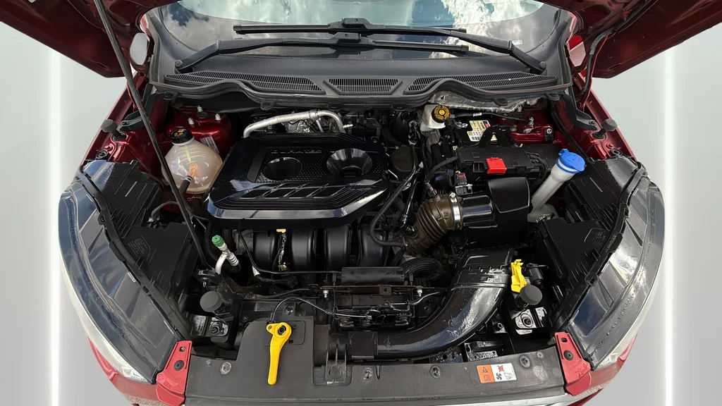 Used 2018 Red Ford SE image 26