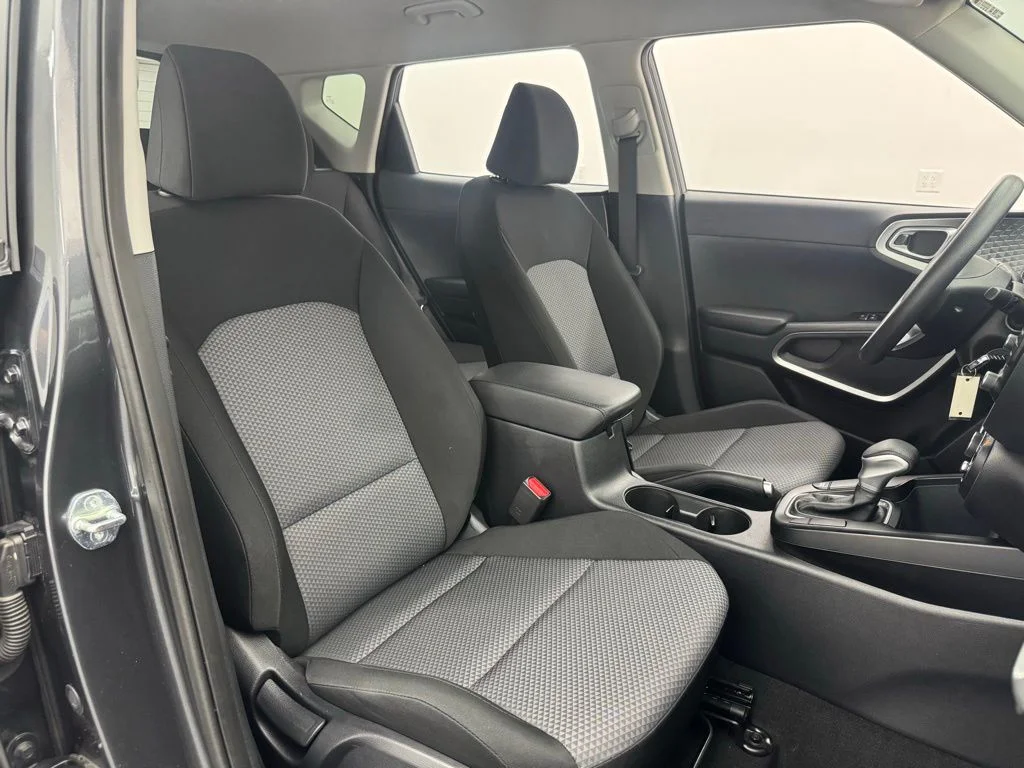 Used 2023 Gravity Gray Kia LX image 29